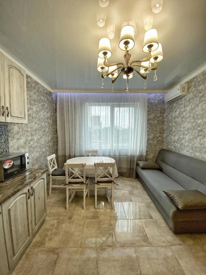 42 Жемчужина Lägenhet Odessa Exteriör bild